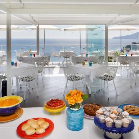 Traversa Tuoro Anacapri Villa